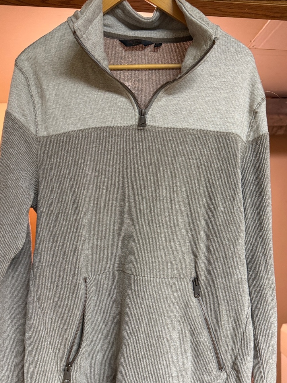 Men's Gray Quarter-Zip Knit Pullover Sweater